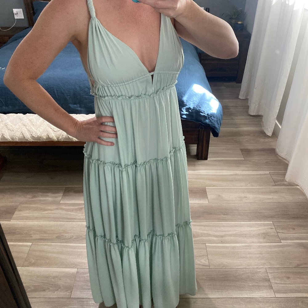 lulus sage green dress